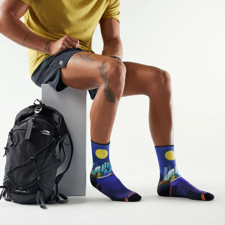 Hike Targeted Cushion Mountain Myth Print Crew Socks