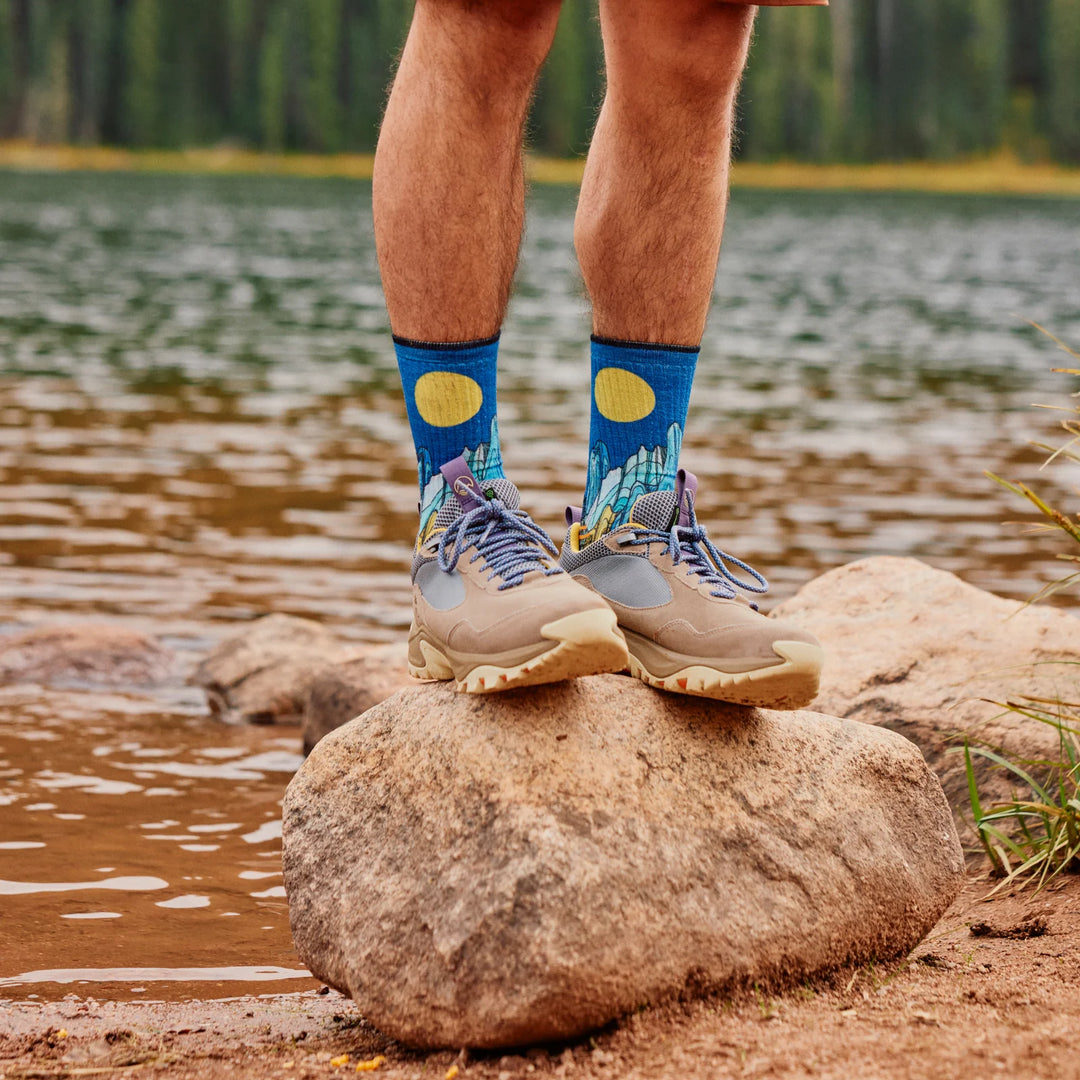 Hike Targeted Cushion Mountain Myth Print Crew Socks