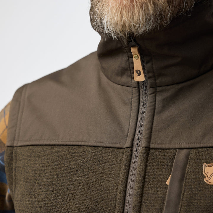 Men's Buck Fleece Vest