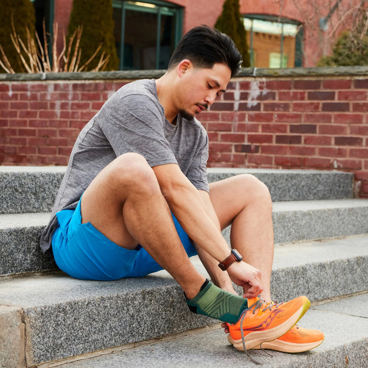 Men's Run No Show Tab Ultra-Lightweight Cushion Sock