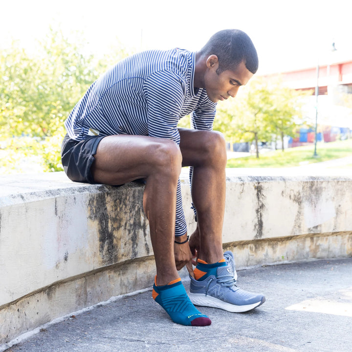 Men's Run No Show Tab Ultra-Lightweight Cushion Sock