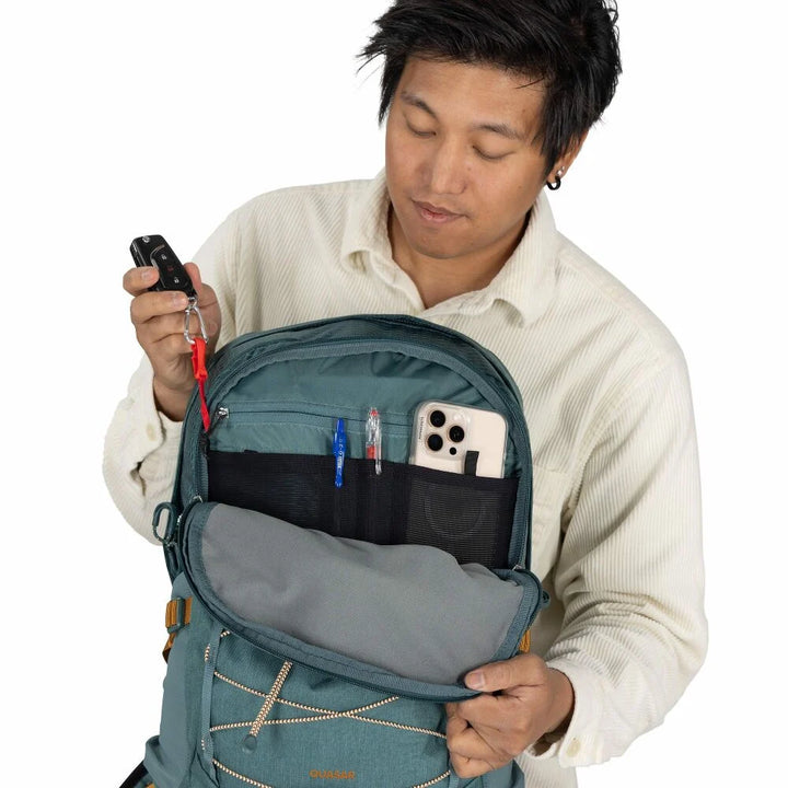 Quasar 26L Backpack