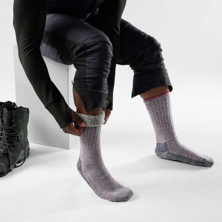 Women's Mountaineer Classic Edition Max Cushion Second Cut Crew Socks