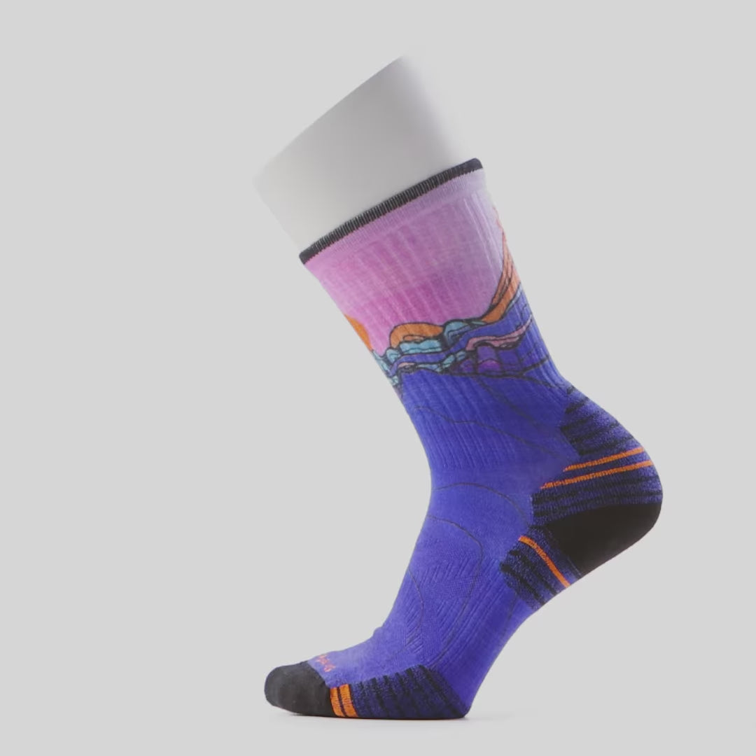 Women’s Hike Targeted Cushion Mountain Sunrise Print Crew Socks