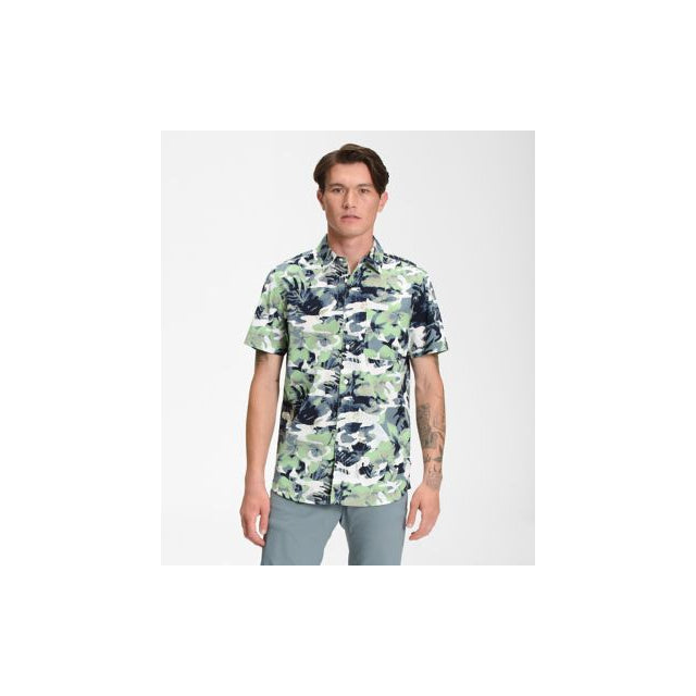 The North Face Men's Short Sleeve Baytrail Pattern Shirt - Forest Shade Tropical Camo Print - Size S
